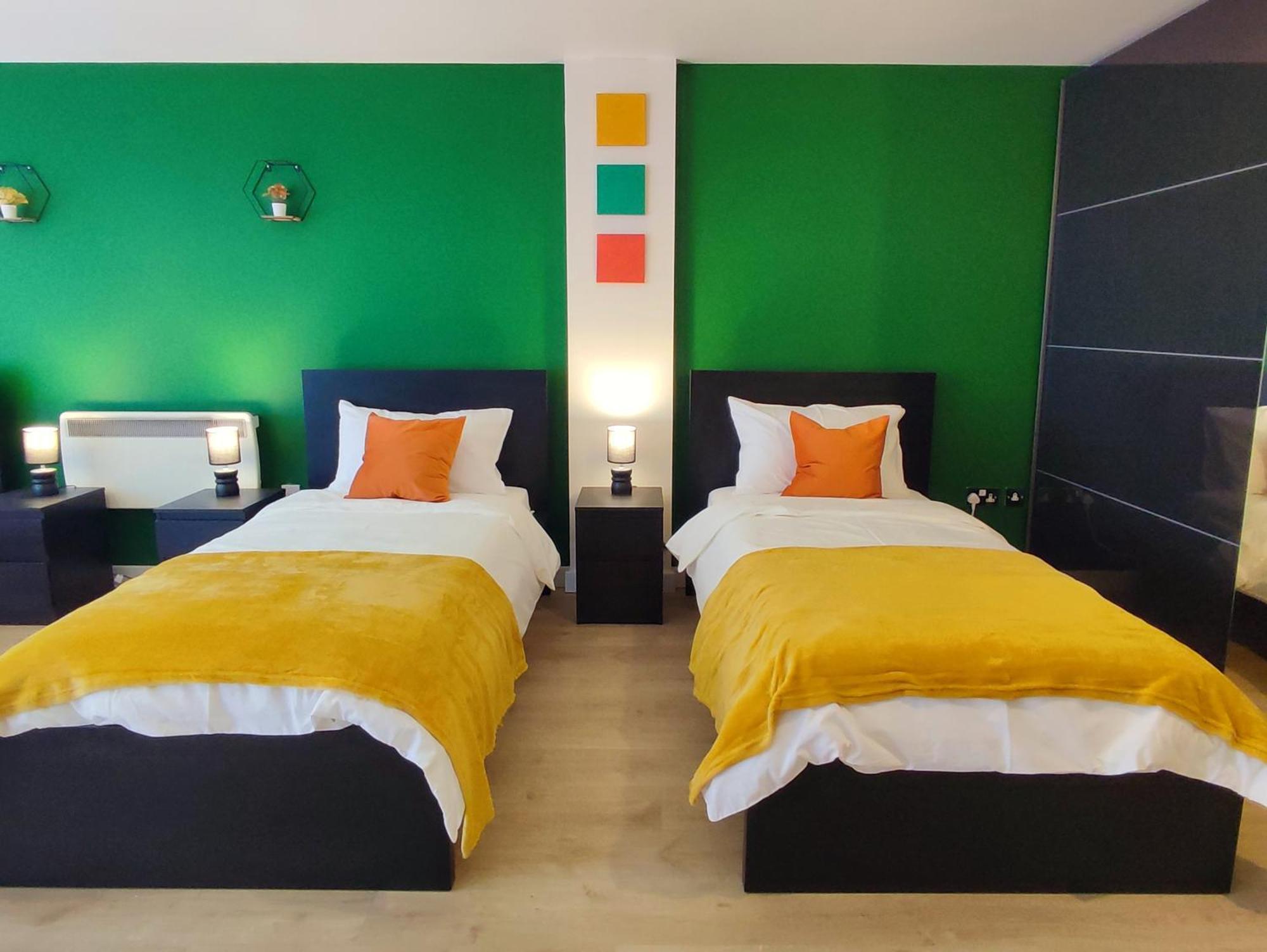 Duplex Apartment In Leeds With King Size Bed - Long Stay Rates Available Exteriér fotografie