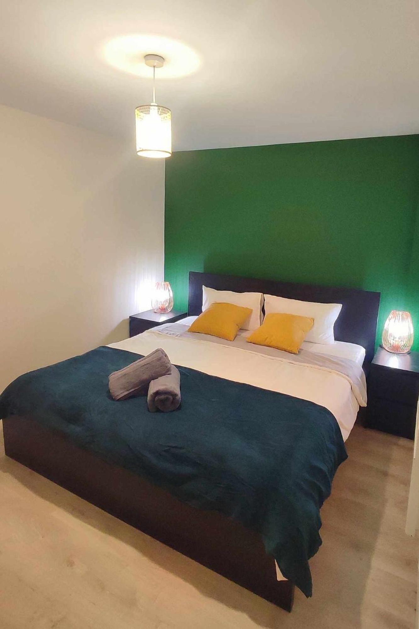Duplex Apartment In Leeds With King Size Bed - Long Stay Rates Available Exteriér fotografie