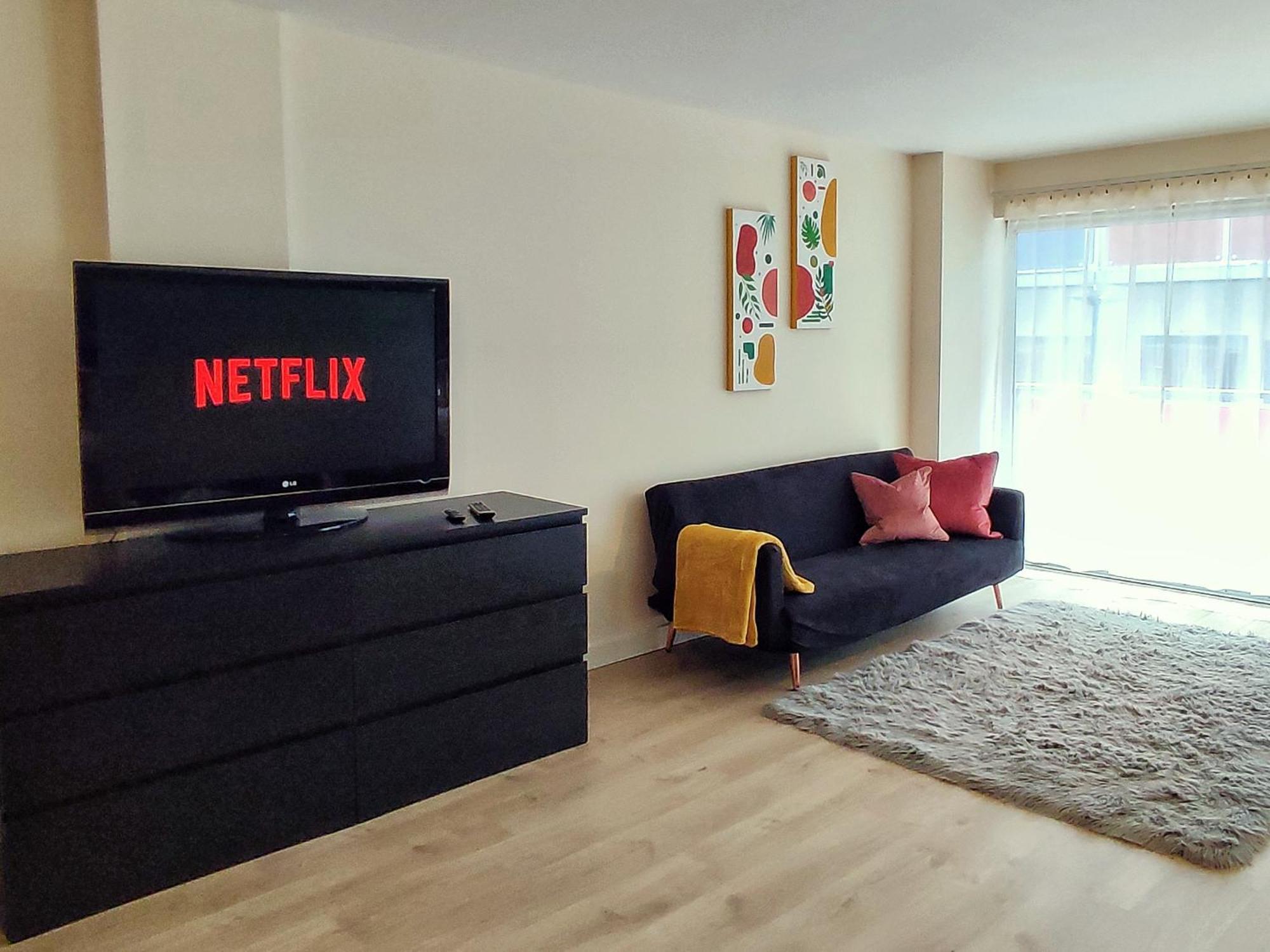 Duplex Apartment In Leeds With King Size Bed - Long Stay Rates Available Exteriér fotografie